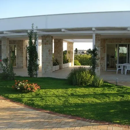 فندق Leralora كونفيرسانو
