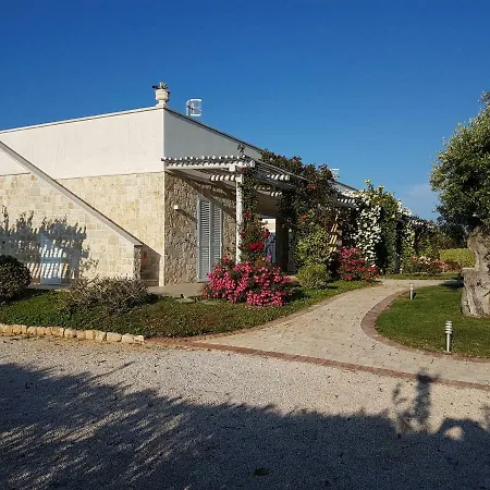 Casa Vacanze Leralora Holiday home