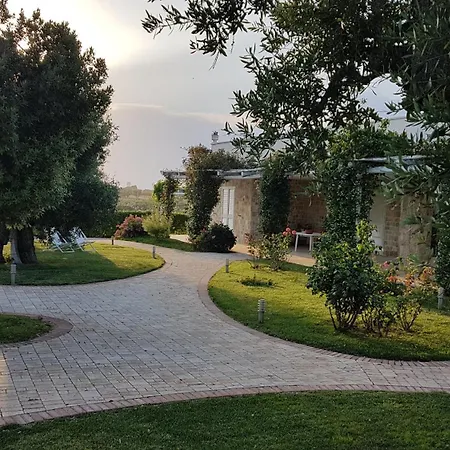 Holiday home Casa Vacanze Leralora
