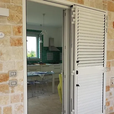 Holiday home Casa Vacanze Leralora *